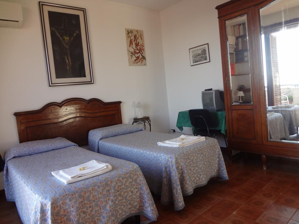 ホテル Casa Riccio パレルモ 部屋 写真
